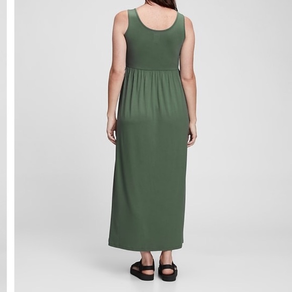 NWOT Gap Maternity Maxi Dress - Picture 2 of 4